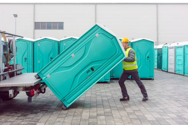 Best Portable restroom trailer rental  in Summit, AZ